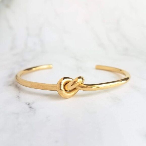 Gold Knot Bracelet  - Picture 7 of 14